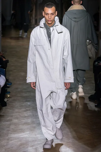 Look 20